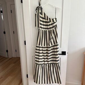 Who What Wear striped one shoulder bow maxi dress